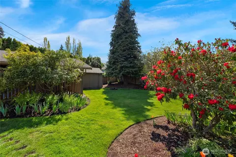 1005 Harborview Ln, Everett, WA 98203 photo 32