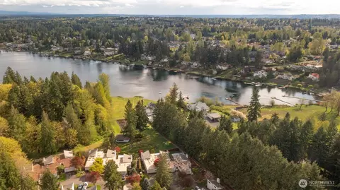 13724 SE 257th Ct #22, Kent, WA 98042