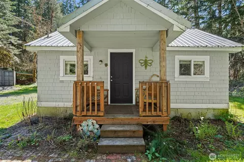 Exterior - 2144 Cispus Rd, Randle, WA 98377 photo 5 of 15