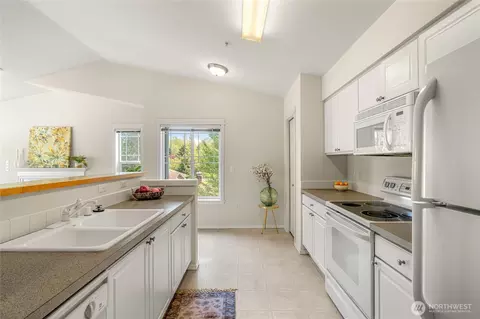 2009 196th St SE #E304, Bothell, WA 98012 photo 22