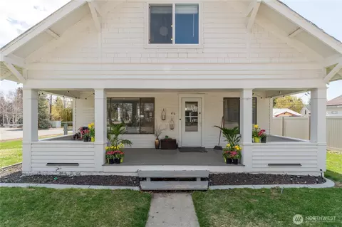 416 E Ash St, Waterville, WA 98858