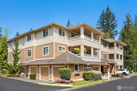23948 NE 115th Ln #102, Redmond, WA 98053