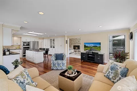 10321 NE 201st Pl, Bothell, WA 98011 photo 9