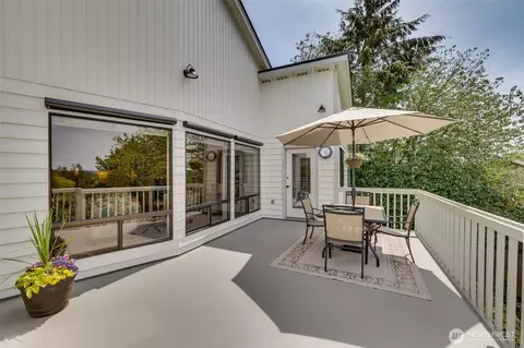 10321 NE 201st Pl, Bothell, WA 98011 photo 32