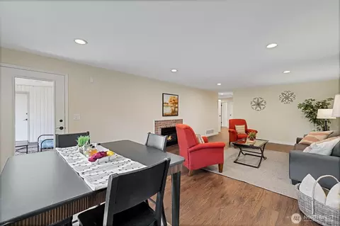 10321 NE 201st Pl, Bothell, WA 98011 photo 29