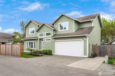 2107 NE 17th Ct, Renton, WA 98056