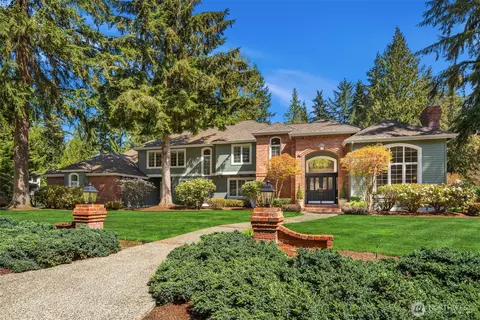 14232 221st Ave NE, Woodinville, WA 98077