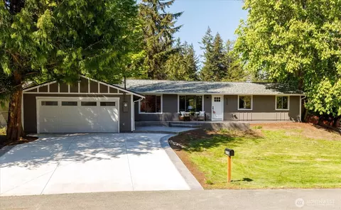 4353 Douglas St, Langley, WA 98260
