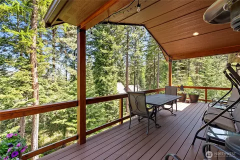 6657 Forest Ridge Dr, Wenatchee, WA 98801