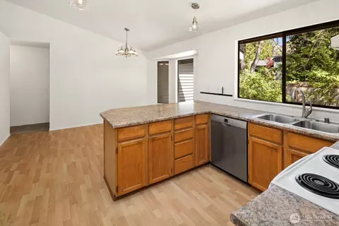 2831 166th Pl SE, Bothell, WA 98012 photo 18