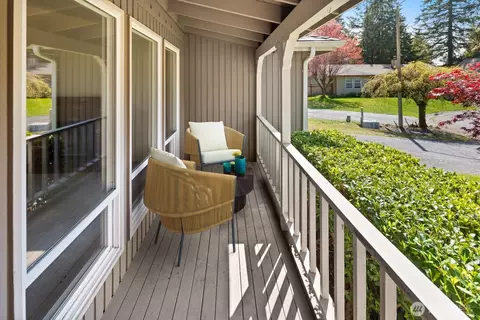 2831 166th Pl SE, Bothell, WA 98012 photo 2