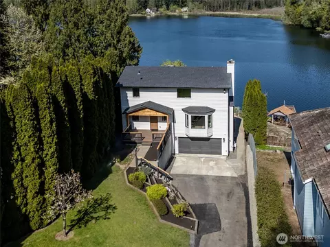 7930 Kelly Beach Rd SE, Olympia, WA 98513