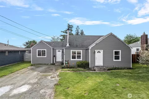 119 N Mckinley St, Burlington, WA 98233