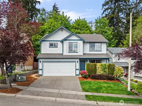 907 176th Pl SW, Lynnwood, WA 98037