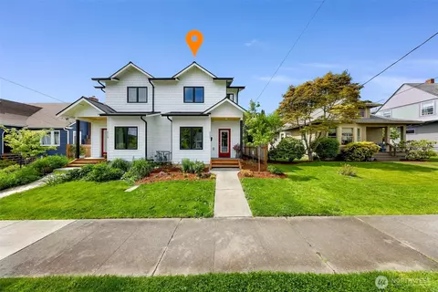 2121 Ellis St, Bellingham, WA 98225