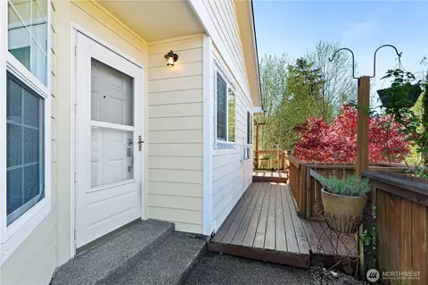 202 Brant Ln, Hoquiam, WA 98550