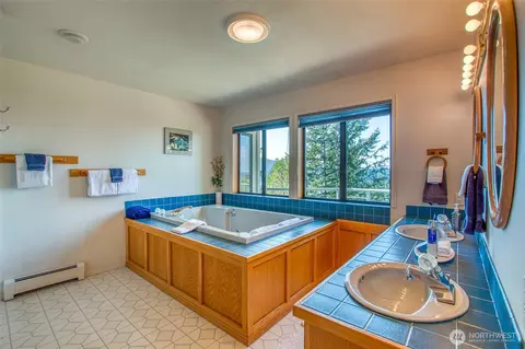 519 Highlands Dr, Eastsound, WA 98245 photo 22