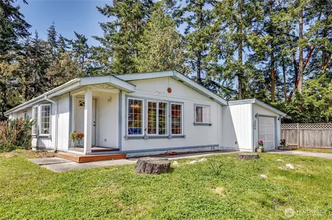 2252 Towne Point Ave, Port Townsend, WA 98368