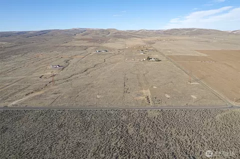 3 Road 13 NW, Quincy, WA 98848