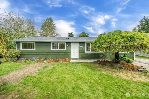 2222 SW 332nd St, Federal Way, WA 98023