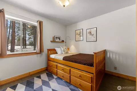 Bedroom - 175 Saddleback Rd, Winthrop, WA 98862 photo 9 of 9