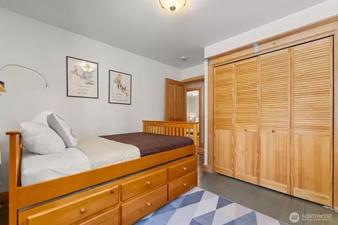 Bedroom - 175 Saddleback Rd, Winthrop, WA 98862 photo 8 of 9