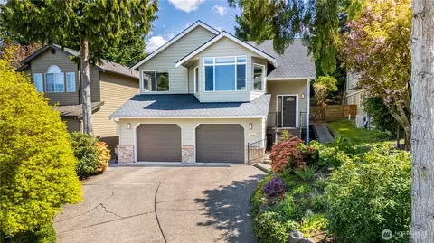 1416 Toledo St, Bellingham, WA 98226