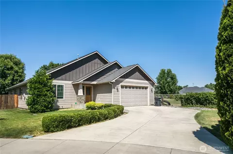 1744 Kobe Ct, Walla Walla, WA 99362