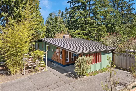 4020 156th Ave SE, Bellevue, WA 98006