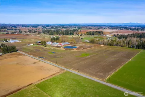 490 W Laurel Rd, Bellingham, WA 98226
