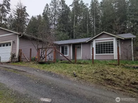 61 Creek Ct, Brinnon, WA 98320