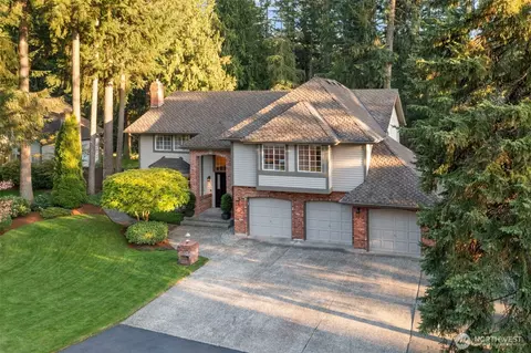 23413 SE 254th St, Maple Valley, WA 98038