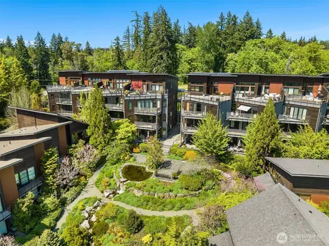 610 NE Vineyard Ln #A102, Bainbridge Island, WA 98110