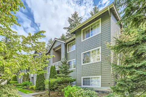 15433 Country Club Dr #C105, Mill Creek, WA 98012