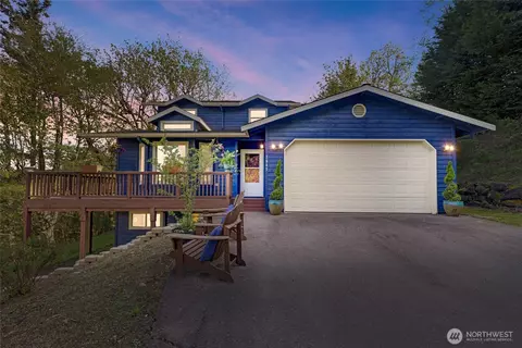 2987 Long Lake Rd SE, Port Orchard, WA 98366