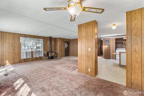 958 Tipsoo Loop S, Rainier, WA 98576 photo 12