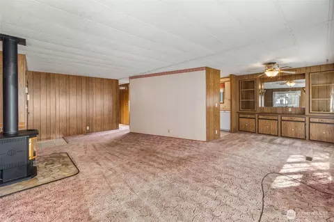 958 Tipsoo Loop S, Rainier, WA 98576 photo 11