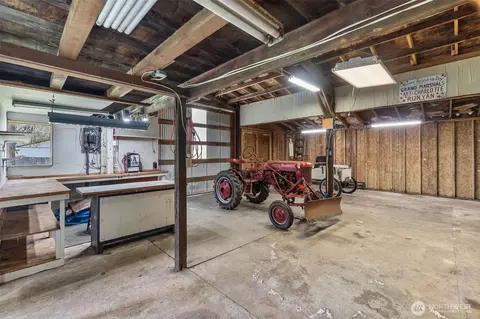 958 Tipsoo Loop S, Rainier, WA 98576 photo 31