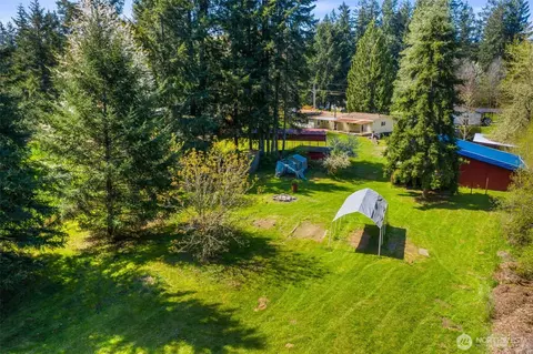 958 Tipsoo Loop S, Rainier, WA 98576 photo 6