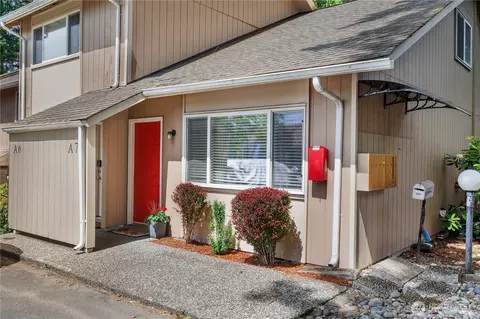 2300 9th Ave SW #A7, Olympia, WA 98502