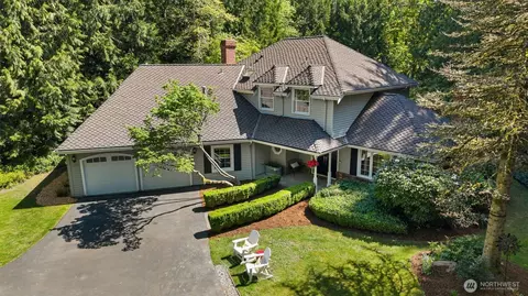 14024 180th Ave NE, Redmond, WA 98052
