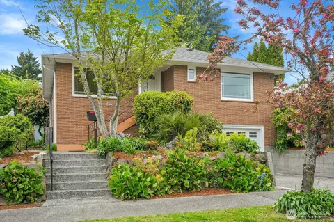 2408 NW 73rd St, Seattle, WA 98117
