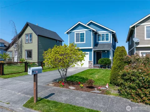 806 25th St, Anacortes, WA 98221