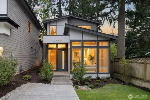 12859 NE 104th St, Kirkland, WA 98033