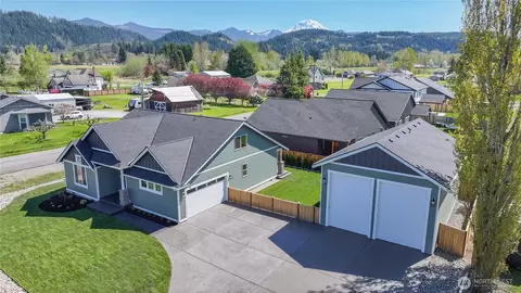 1791 Collins Rd, Buckley, WA 98321