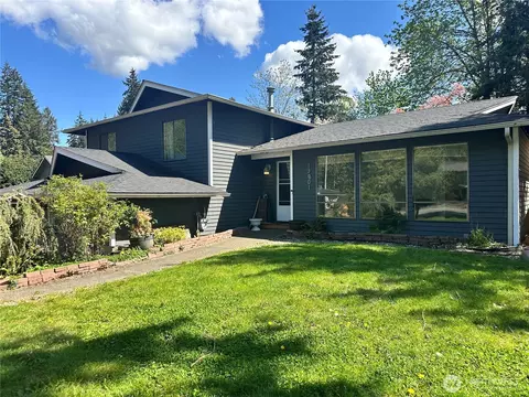 13801 SE 141st St, Renton, WA 98059