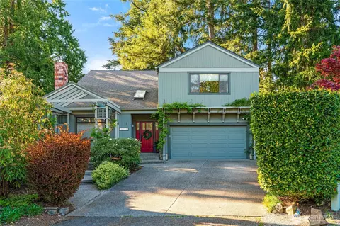 16712 SE 31st St, Bellevue, WA 98008
