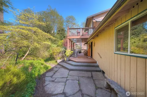 5392 NE Gamblewood Rd, Kingston, WA 98346