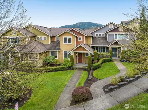 9216 Mitten Ave SE, Snoqualmie, WA 98065