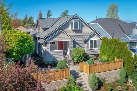 912 N 79th St, Seattle, WA 98103